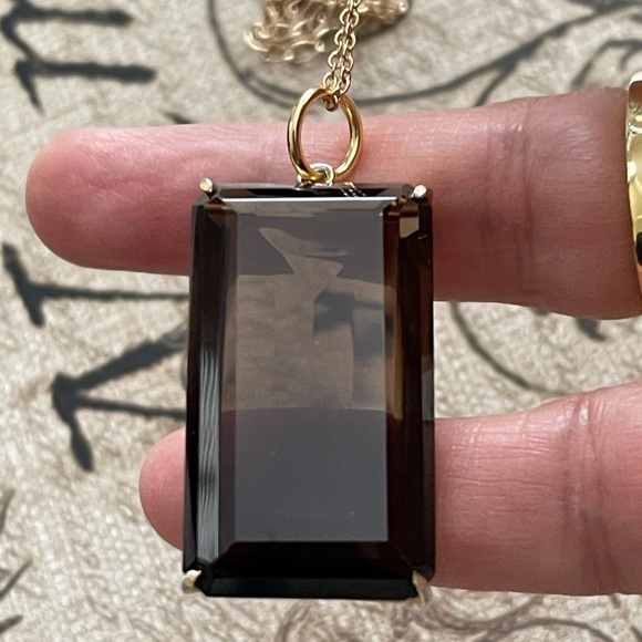52 Carat smoky quartz gold tone pendant & chain - Picture 9 of 11